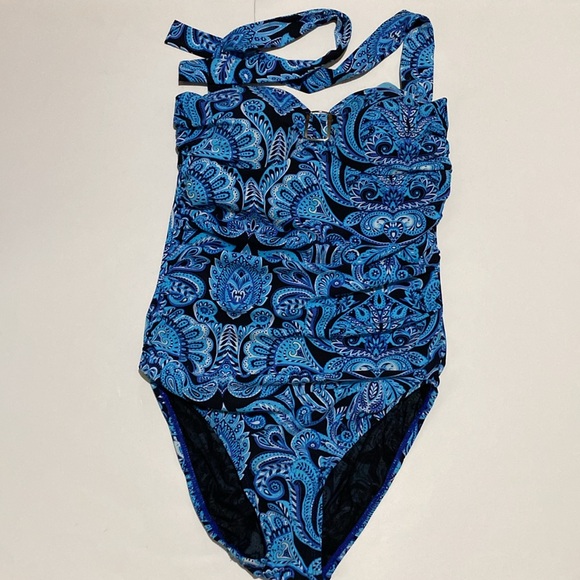 Love Your Assets by Sara Blakely SPANX One Piece Bathing Suit Size M NWT - Picture 6 of 11